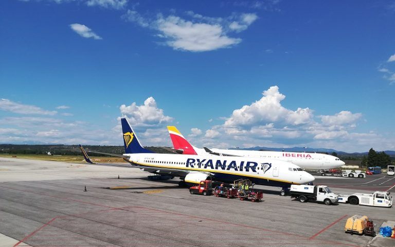 Ryanair taglia i collegamenti con la Sardegna a causa del tetto fissato per i prezzi